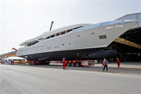 First hull of Mangusta 148’ Oceano Motor yacht by Overmarine — Yacht ...