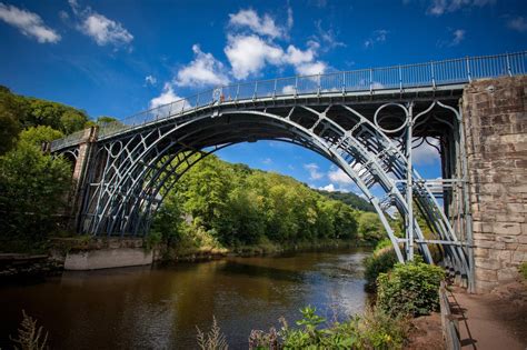 Iron Bridge (Anglia) - pierwszy most z żelaza