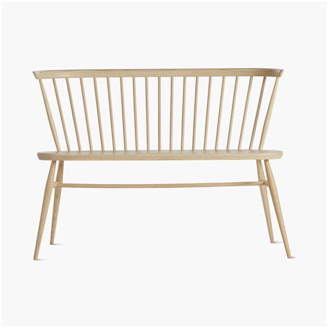 Sale Extended: 25% Off Entryway Furniture – Design Within Reach