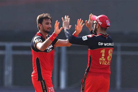 IPL 2021: "Harshal Patel will learn from it" - Sanjay Bangar comments ...