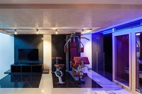 Home Gym Lighting Ideas (6 Best Options)