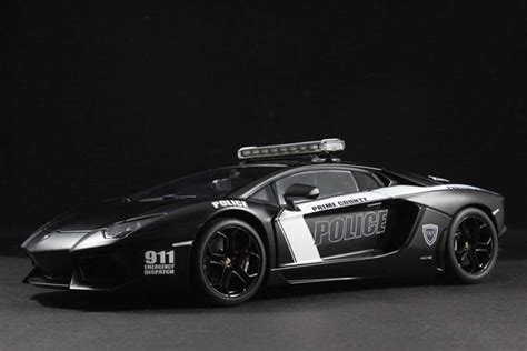 Lamborghini Aventador Police Car Scale Model - autoevolution