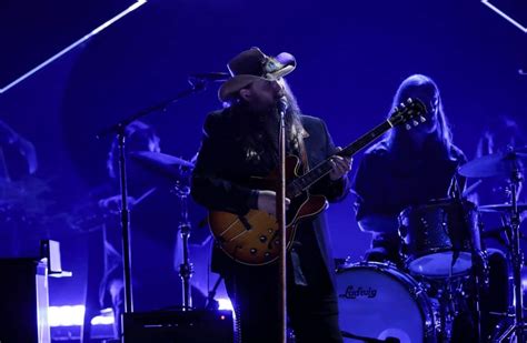 Chris Stapleton Delivers Show-Stopping Performance Of 'Cold' After ...