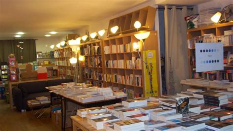 Habitants du Plateau des Buttes Chaumont: Portraits des libraires de la Librairie Longtemps. Et ...