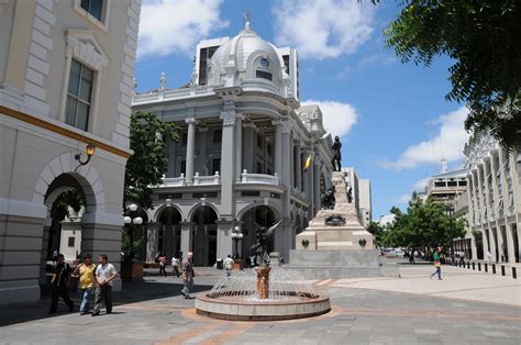 14+ Things To Do And See In Guayaquil In 3 Days - Hispanic Mama