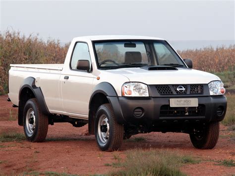 NISSAN NP300 Pickup Single Cab specs & photos - 2008, 2009, 2010, 2011 ...