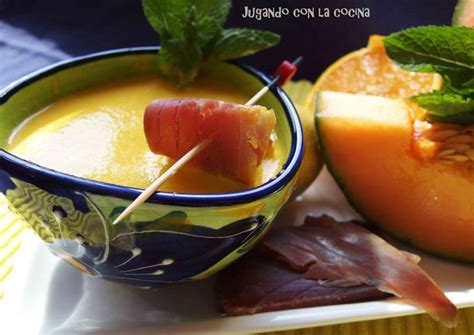 Sopa fría de melón Cantaloupe con virutas de mojama Receta de conchamartinez12- Cookpad