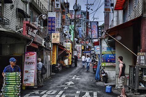 seoul street photography - Google Search Seoul Photography, Street Photography Paris, 3d ...