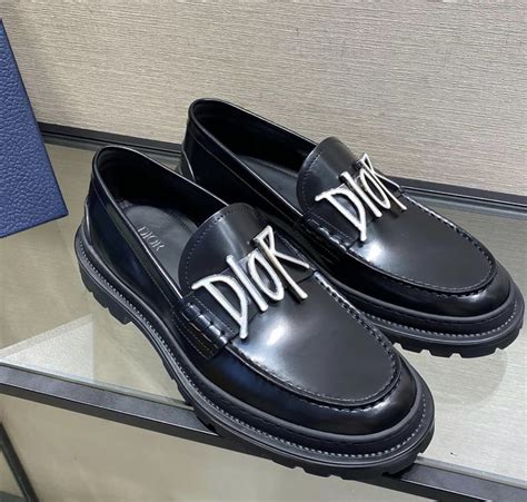 DIOR EXPLORER LOAFER Black Smooth Calfskin – billionairemart