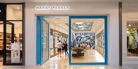 Warby Parker's Instagram, Twitter & Facebook on IDCrawl