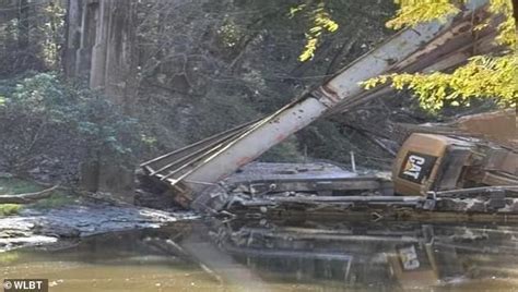 Mississippi Bridge Collapse: Three Dead And Four Critically Injured - Ny Breaking News