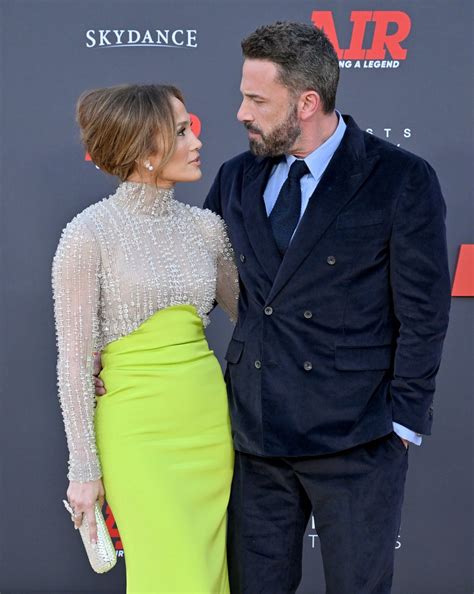 Jennifer Lopez And Ben Affleck Seemingly Argue On Red Carpet