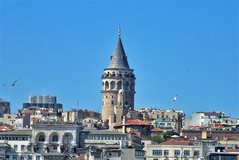 Galata Tower in Istanbul - A travel guide