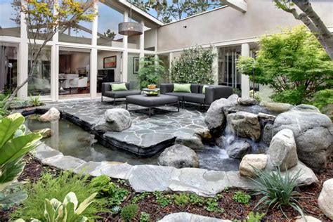 25 Midcentury Modern Landscaping Ideas for Your Home