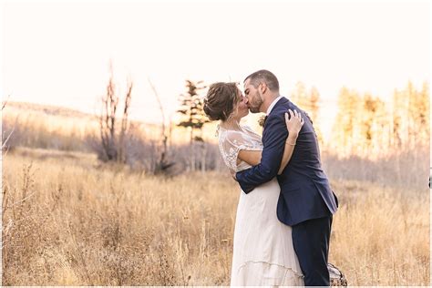 Sandia Crest WInter Elopement | New Mexico Wedding Photographer