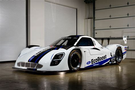 Ford Racing Smashes Daytona Top Speed Record | Top Speed