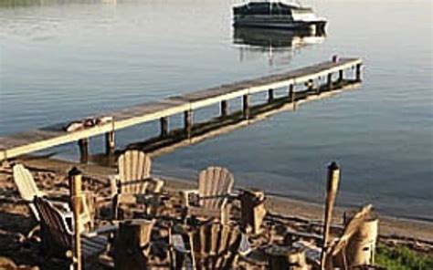 Higgins Lake Waterfront Vacation Cottage Rental - YouTube