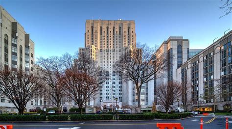 Pick The Best Hospital in Manhattan from Top Five