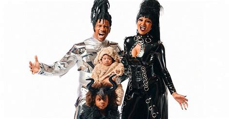 Ciara & Russell Wilson Dress as Janet Jackson & Busta Rhymes & Pose ...