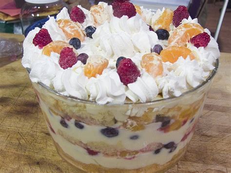 Cake Recipe: easy custard trifle pudding recipe