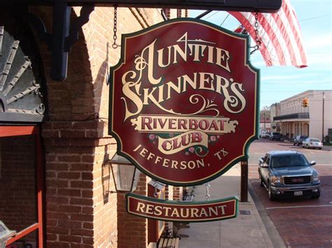 (Close to Texarkana) - Auntie Skinners Riverboat Club in Jefferson ...