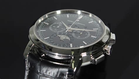 Vacheron’s New Traditionnelle Chronograph Perpetual Calendar Out this