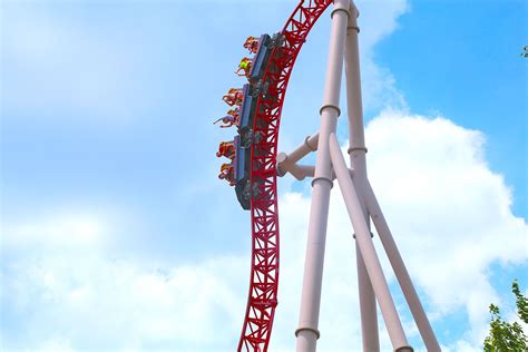 Maverick Steel Roller Coaster at Cedar Point is their first roller ...