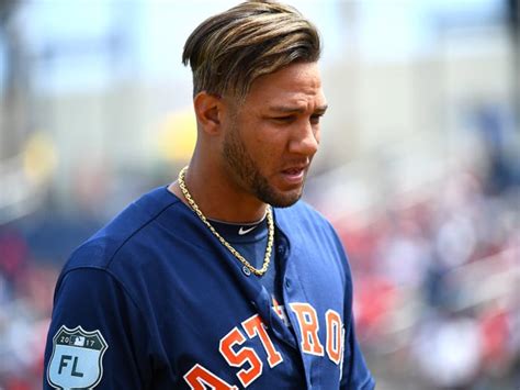 Astros first baseman Yuli Gurriel has MLB's craziest hair - Sports ...