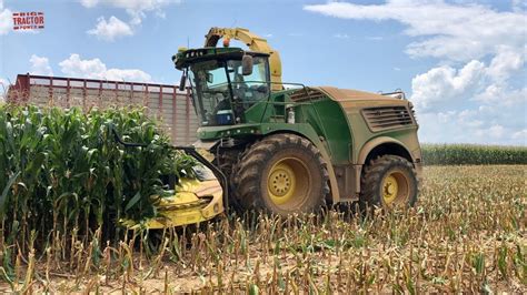 John Deere 9600i Chopping Corn - YouTube