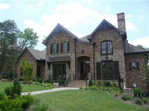 Nashville Luxury Homes are all about Location