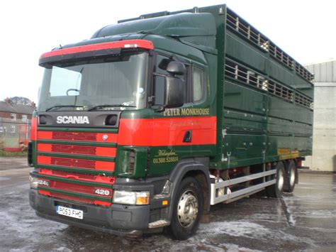 Scania 6-wheeler livestock truck | The Farming Forum