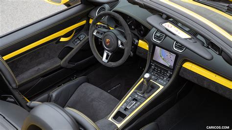 Porsche 718 Spyder | 2020MY (Color: Racing Yellow) | Interior