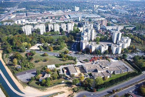 Un quartier prioritaire : les Tarterêts à Corbeil-Essonnes