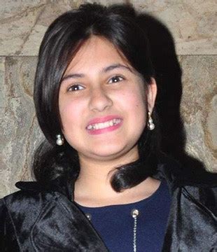 Bollywood Child Artist Suhani Bhatnagar Biography, News, Photos, Videos ...