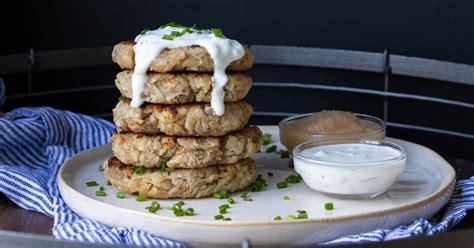 Easy Vegan Latkes Recipe - Veggies Don't Bite