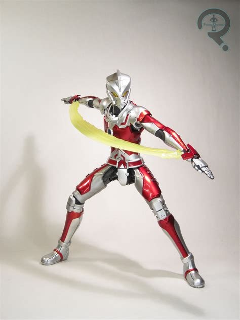 #2762: Ultraman Ace Suit | The Figure In Question