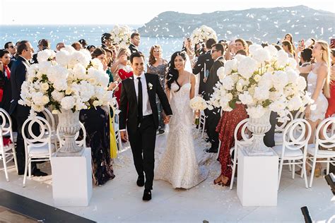 Mykonos wedding photographer | VANGELIS PHOTOGRAPHY