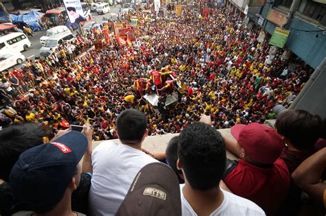 IN PHOTOS: Thousands join procession of Nazareno replicas