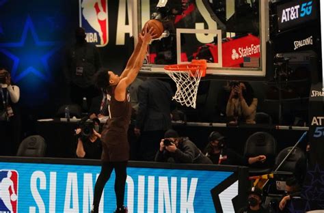 Anfernee Simons wins 2021 NBA Dunk Contest in close fashion