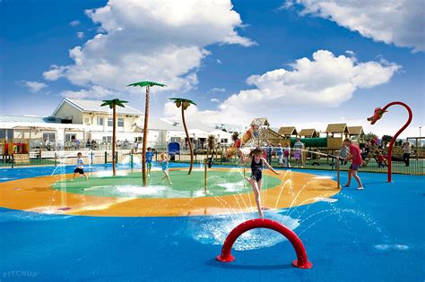 Trecco Bay Holiday Park, Bridgend - Pitchup®