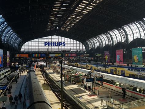 Station Guide: Hamburg Hauptbahnhof - Train-Ride.com