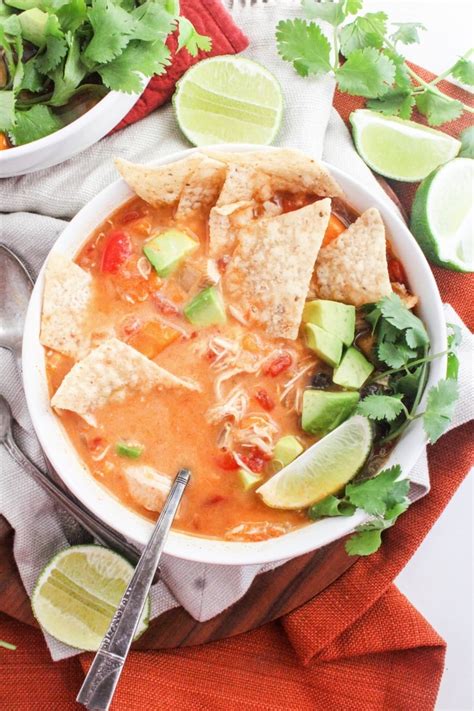 30-Minute Instant Pot Chicken Tortilla Soup (Lots of Veggies ...