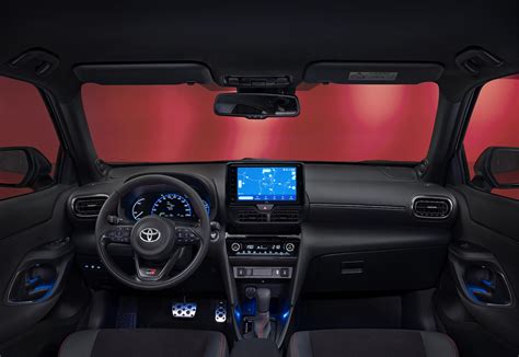 Toyota Yaris Cross GR Sport, a crossover that only looks sporty ...