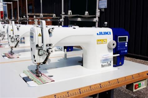 What Is Lockstitch Sewing Machine?