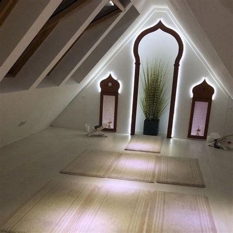 30+ Amazing Praying Room Design Ideas To Bring Your Ramadan More Beautiful | Muslim prayer room ...