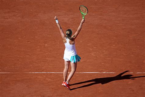 Jelena Ostapenko celebrates birthday with 2017 French Open final berth ...