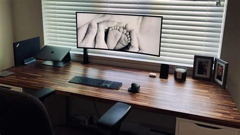 This desk has a minimalism level of over 9,000 [Setups] | Cult of Mac