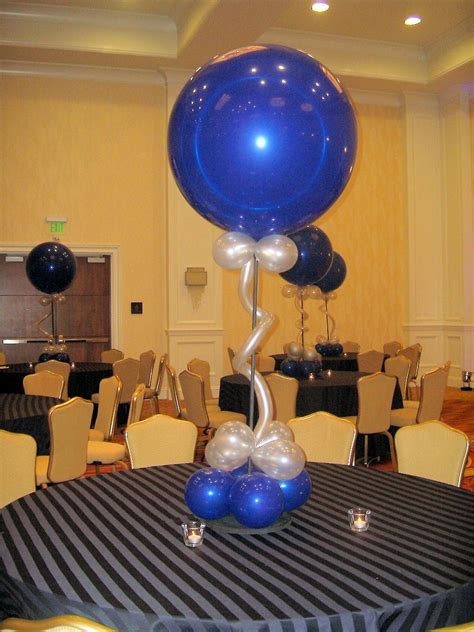 35 Fascinating Graduation Centerpieces Ideas | Table Decorating Ideas