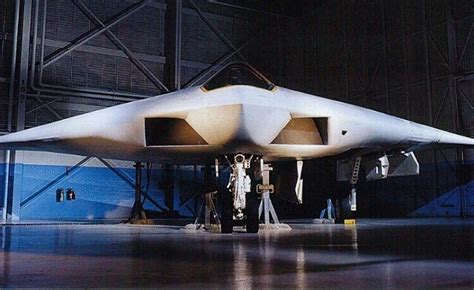 Stealth Dorito: The A-12 Avenger II Stealth Jet Walked So the F-35C Could Run - autoevolution