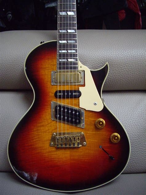 Gibson Nighthawk Standard 3 image (#164854) - Audiofanzine